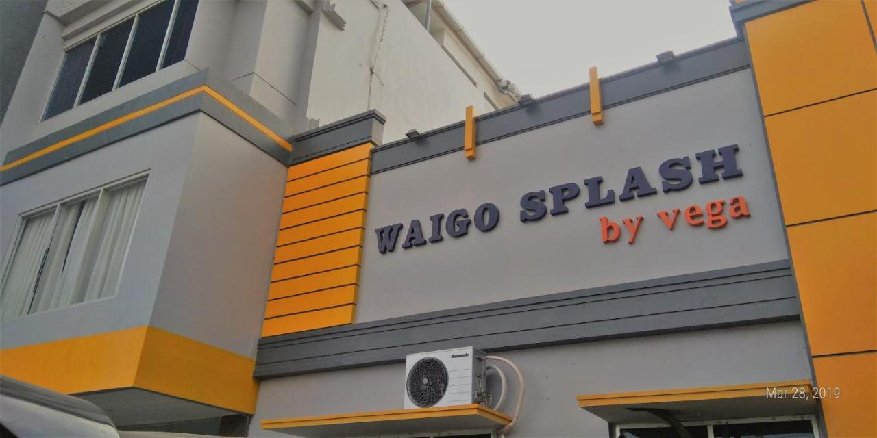 The Waigo Hotel Sorong Exterior foto